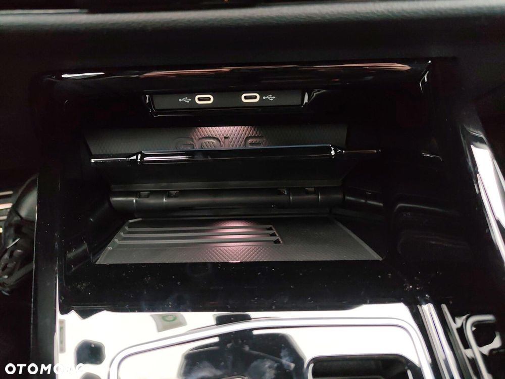 Volkswagen Golf - 17