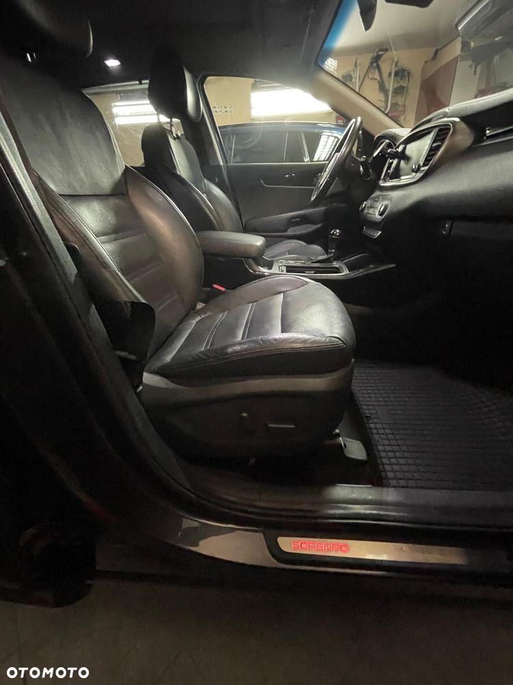 Kia Sorento 2.0 CRDI Business Line Plus - 19