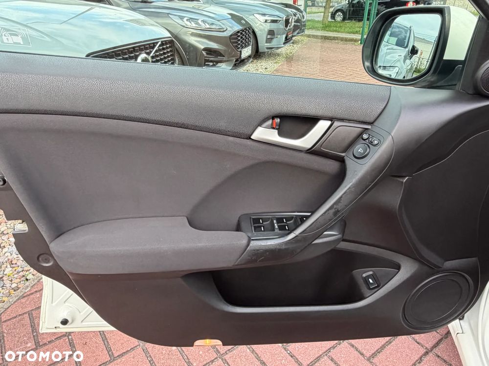 Honda Accord 2.0 Elegance - 23