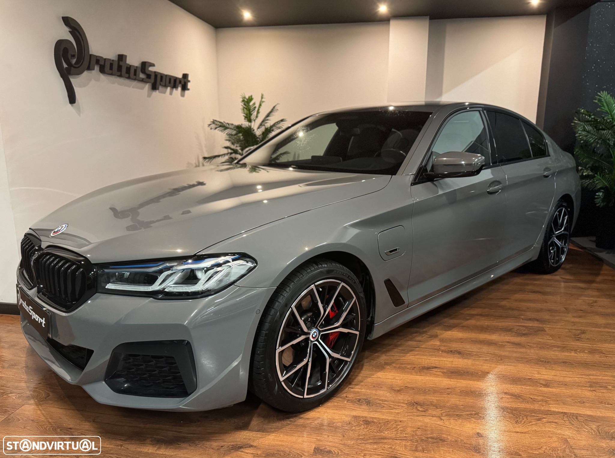 BMW 530 e Pack 50 anos M - 3