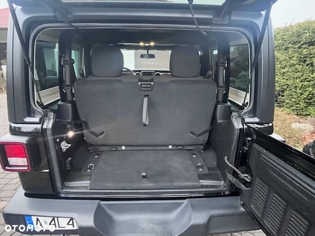 Jeep Wrangler 2.0 T-GDI Hardtop AWD Automatik Sport - 11