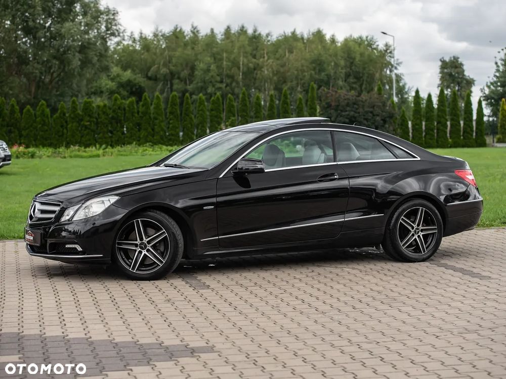 Mercedes-Benz Klasa E 250 CDI 4-Matic BlueEff - 15