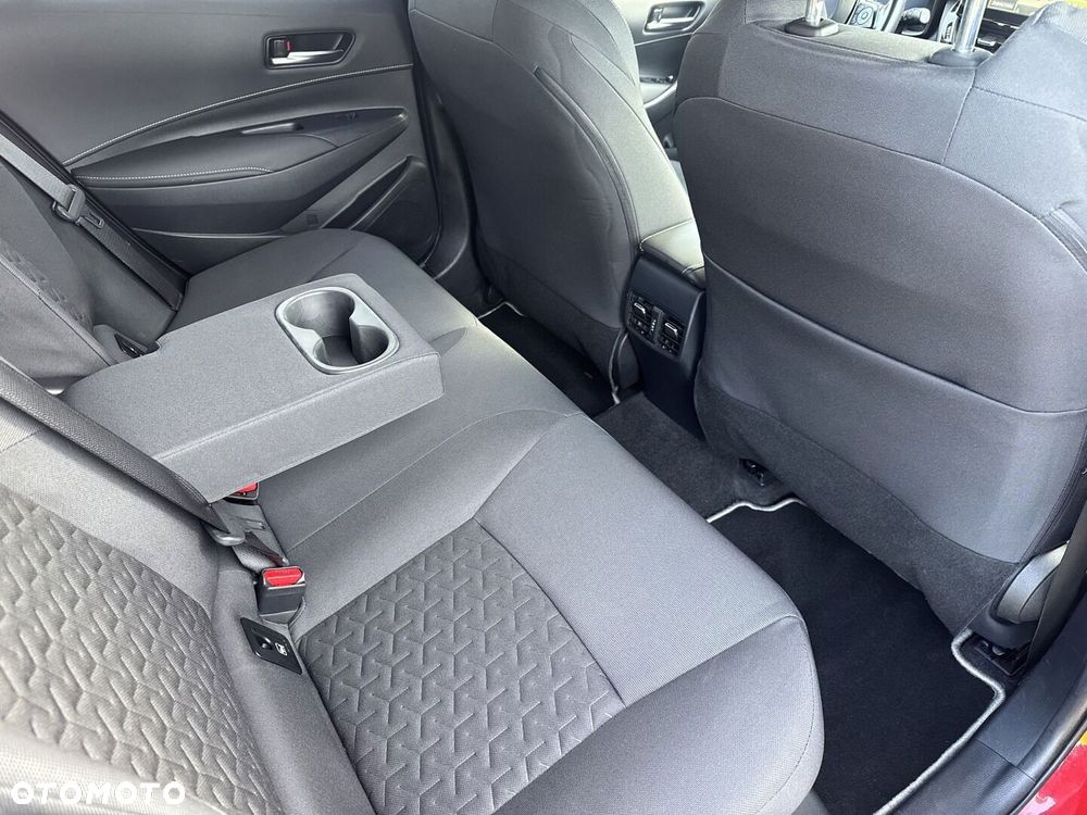 Toyota Corolla 2.0 Hybrid Comfort - 17