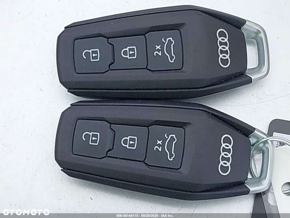 Audi Q6 e-tron - 15