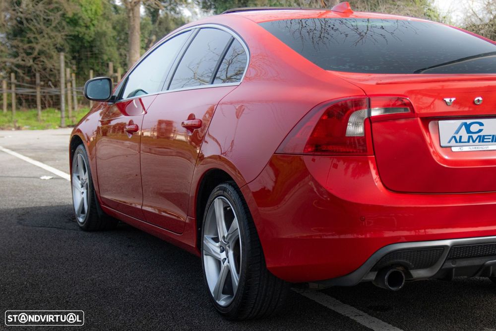 Volvo S60 1.6 D2 Drive Momentum Start/Stop - 37