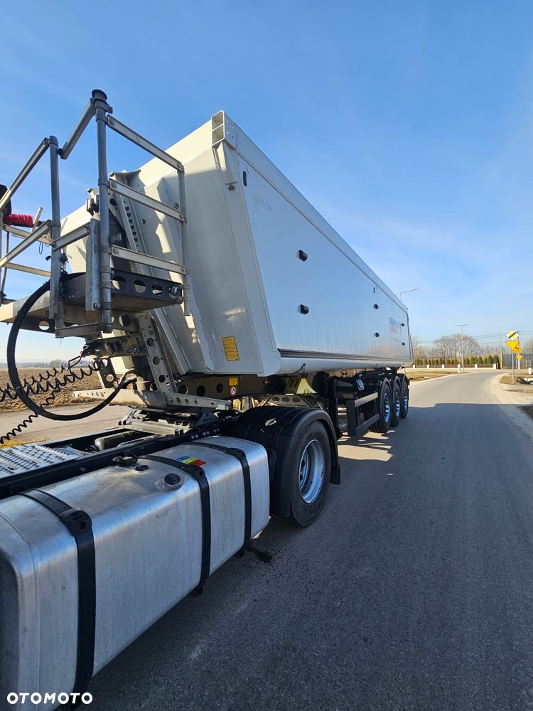 Schmitz Cargobull - 12