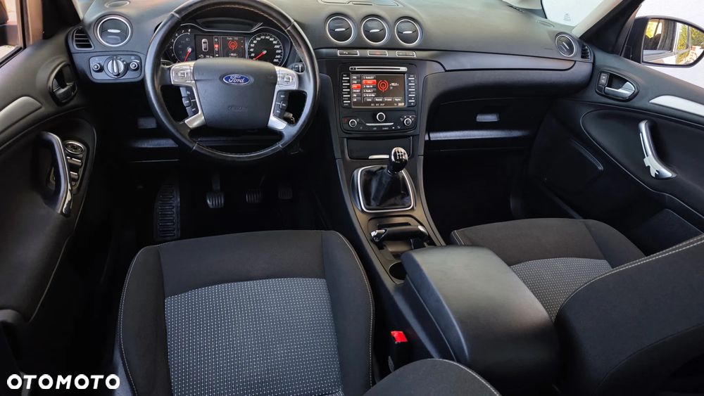 Ford Galaxy 2.0 Titanium - 29