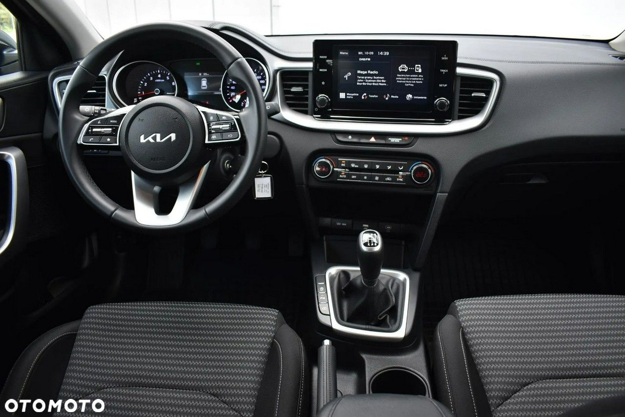 Kia Ceed 1.5 T-GDI M - 5