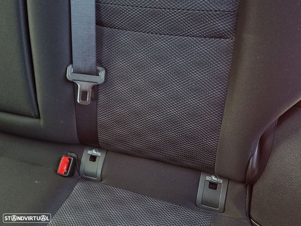 Nissan Qashqai 1.5 dCi N-Connecta - 15