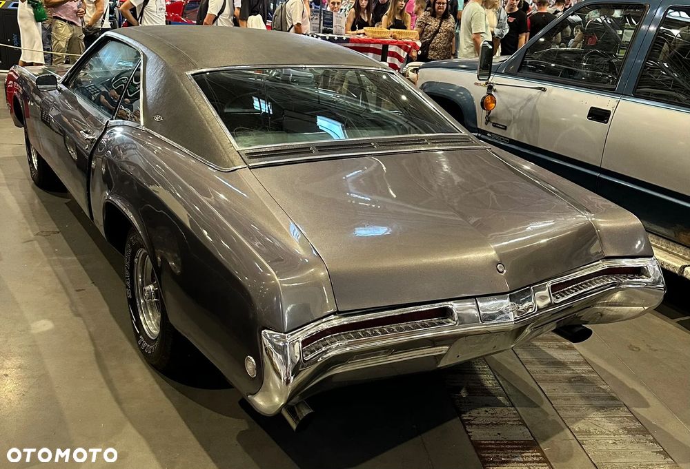 Buick Riviera - 7