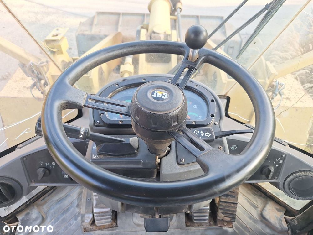 Caterpillar 938 G 4X4 - 13
