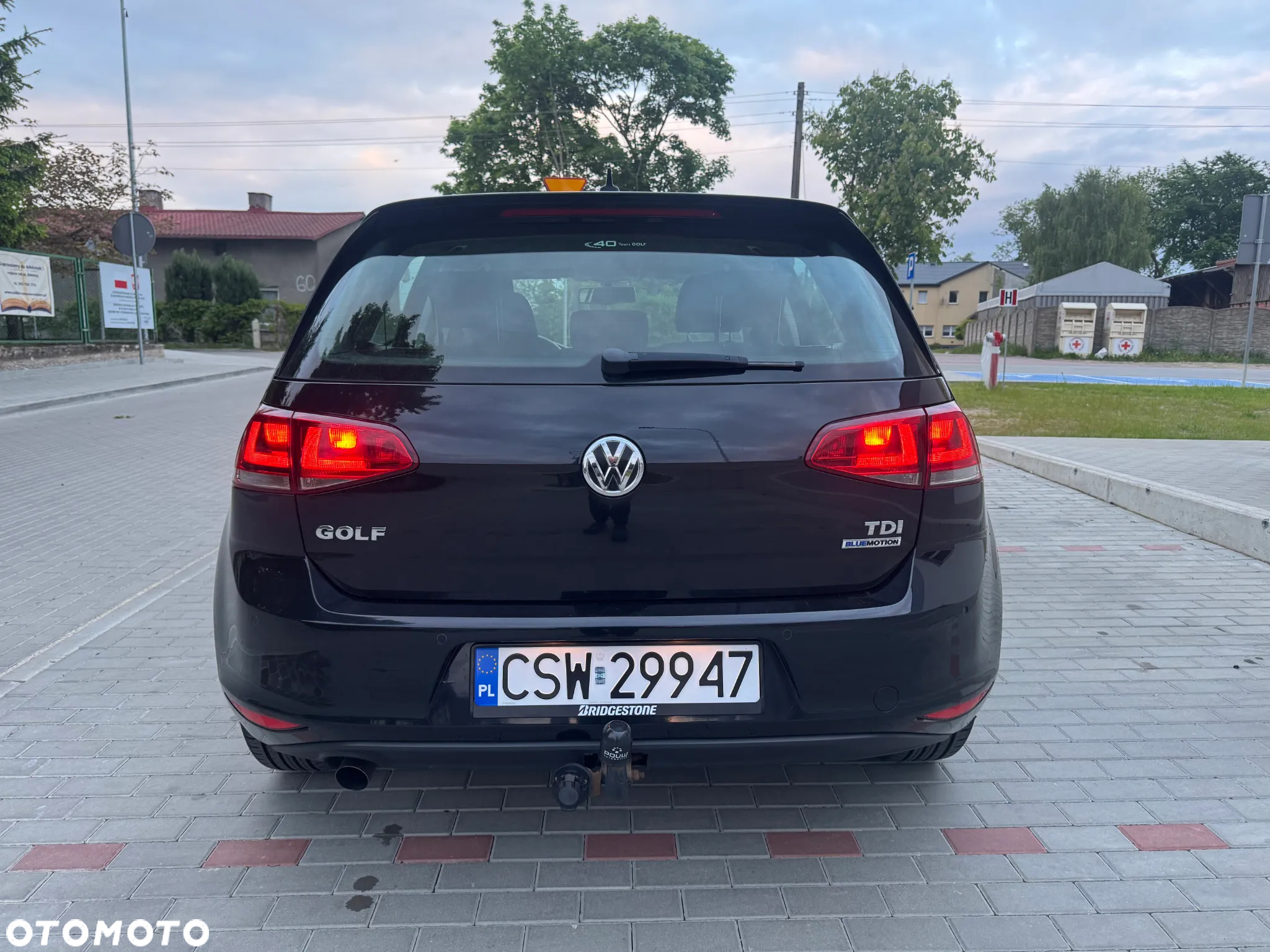 Volkswagen Golf 1.6 TDI BlueMotion Comfortline - 9
