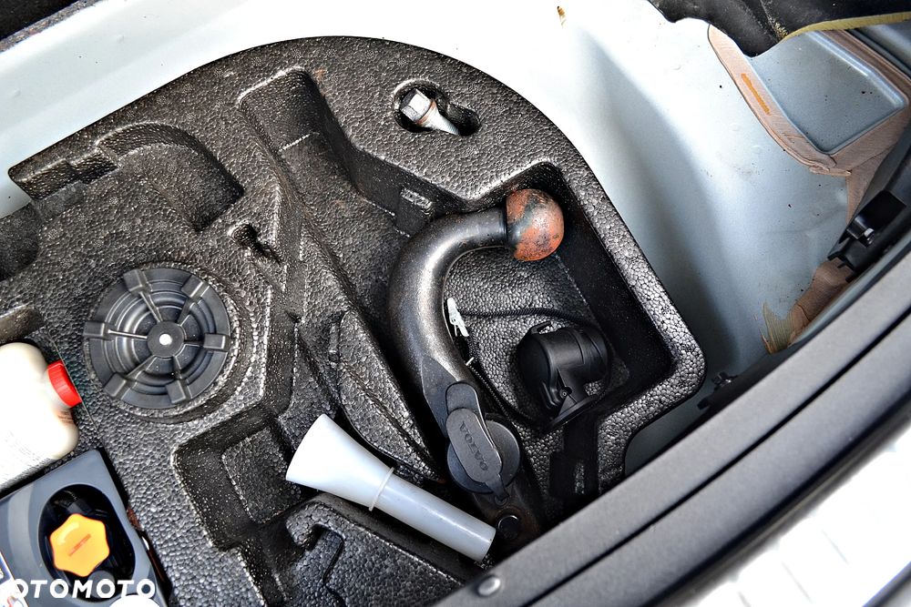 Volvo XC 60 D5 AWD Geartronic Summum - 30