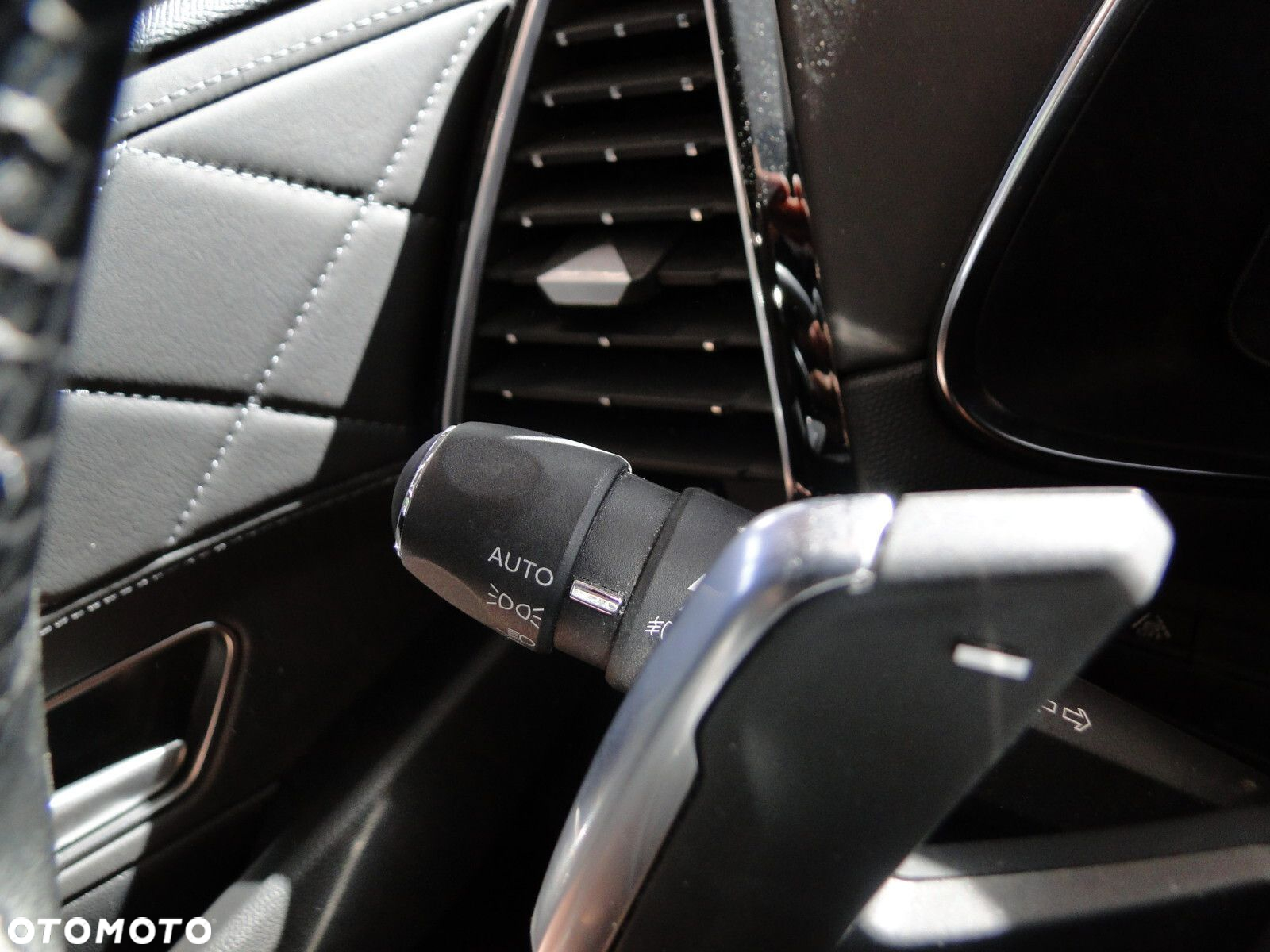 DS Automobiles DS 7 Crossback - 23