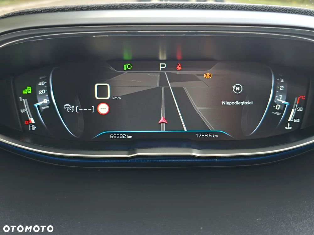 Peugeot 3008 1.6 THP Allure S&S EAT6 - 19