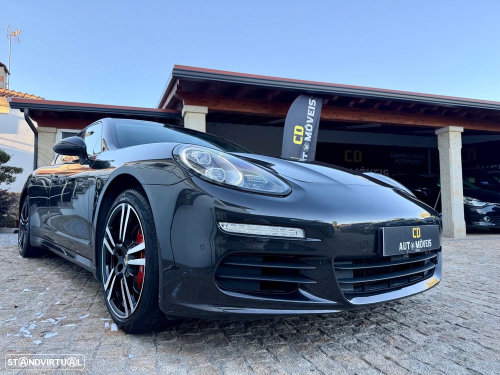 Porsche Panamera Platinum Edition - 24