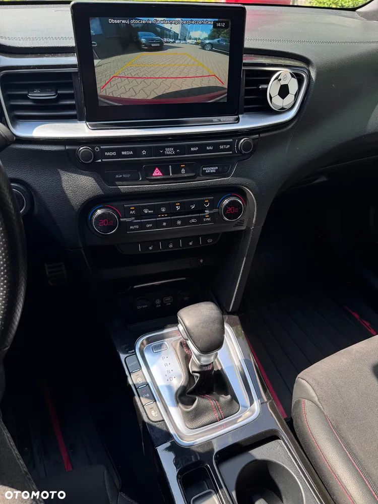 Kia ProCeed - 15