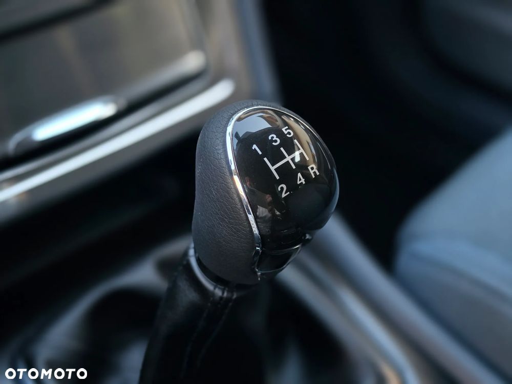 Ford Mondeo - 24