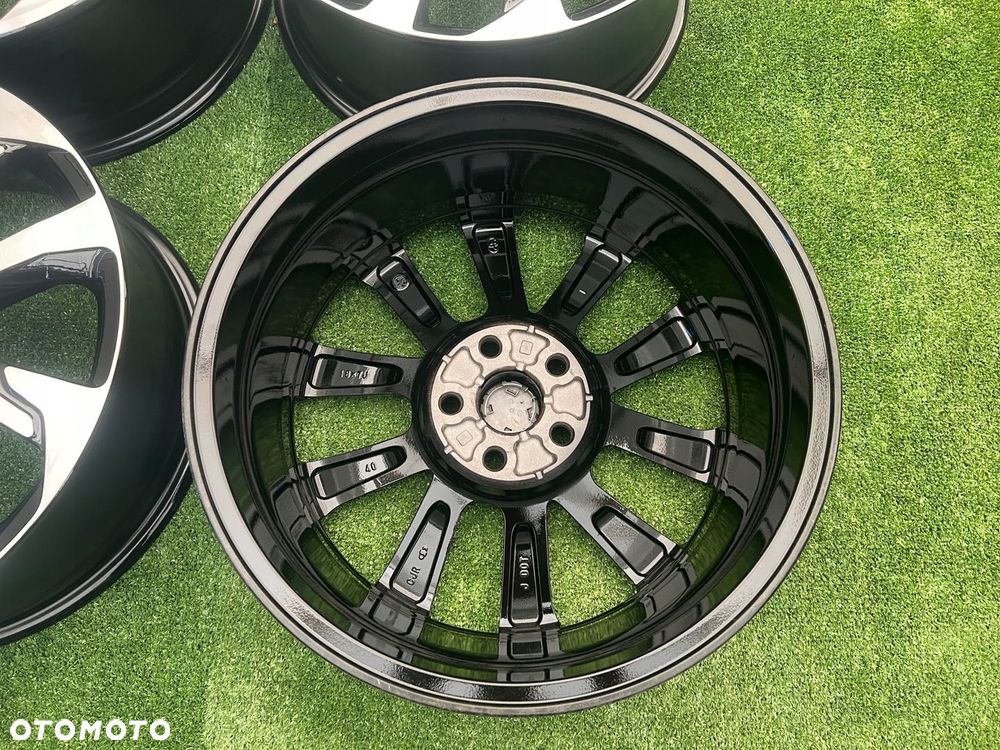 KOMPLET FELG FELGI ALU TOYOTA COROLLA CROSS CH-R CHR RAV 18 5X114,3 ET40 - 9