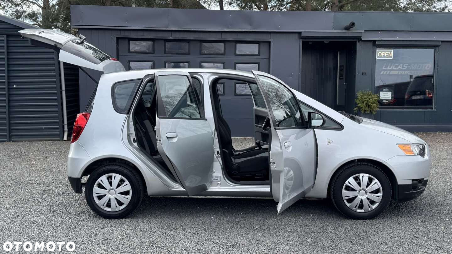 Mitsubishi Colt - 13