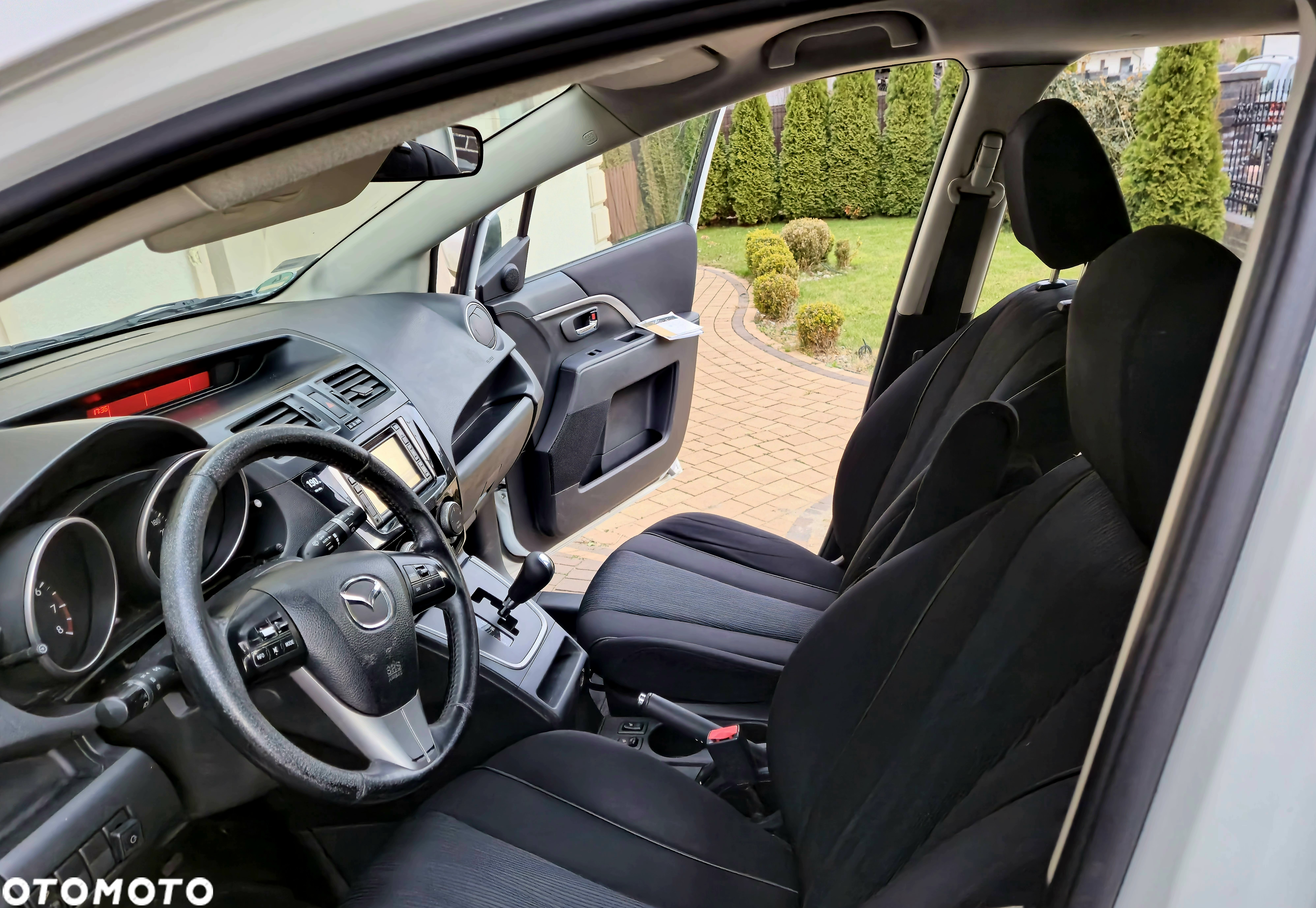 Mazda 5 - 5