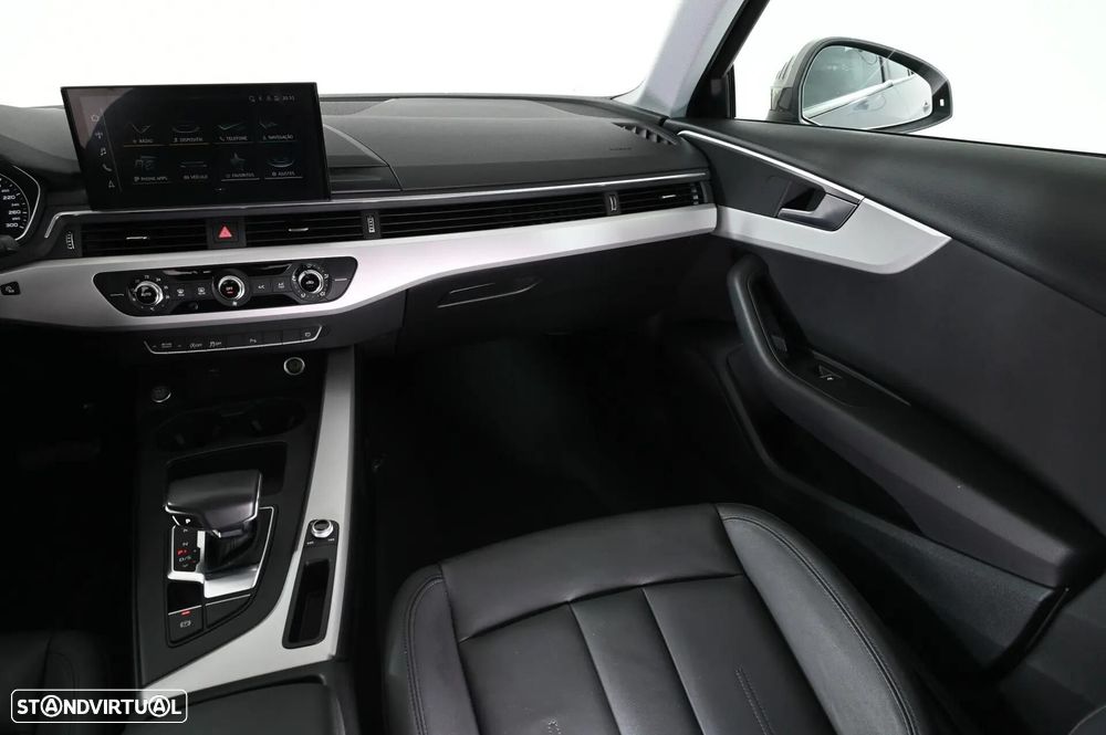 Audi A4 40 TDI S tronic - 16