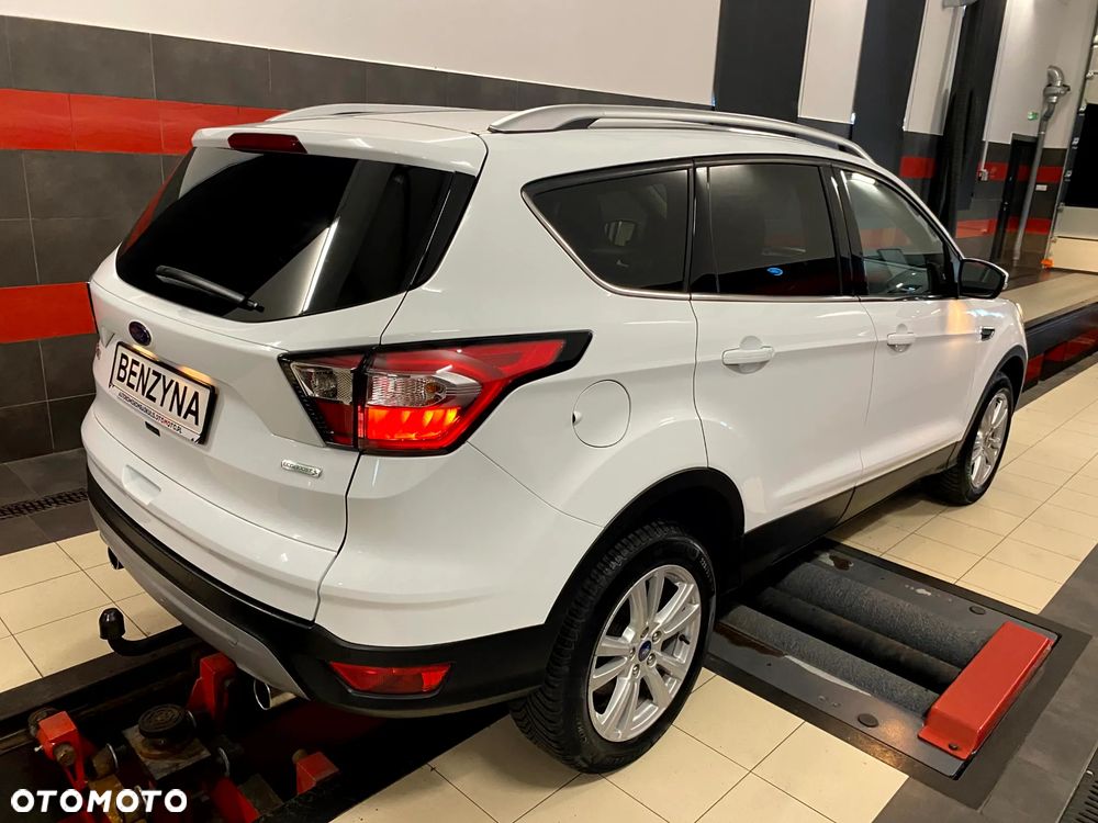 Ford Kuga 1.5 EcoBoost 2x4 Individual - 11