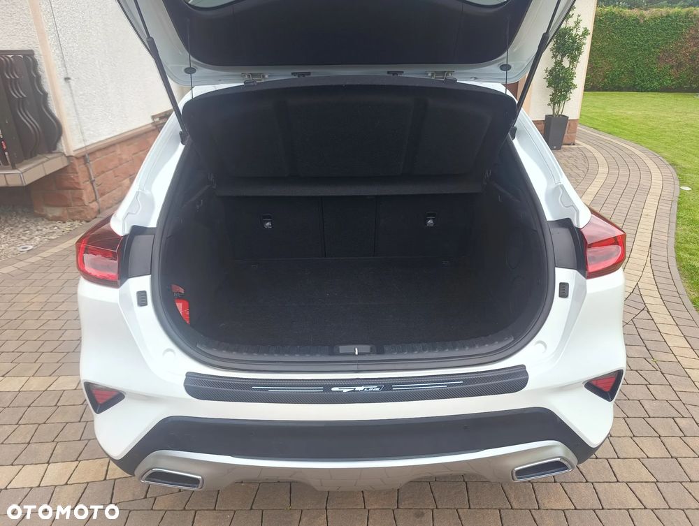 Kia XCeed 1.6 CRDi SCR XL DCT - 11