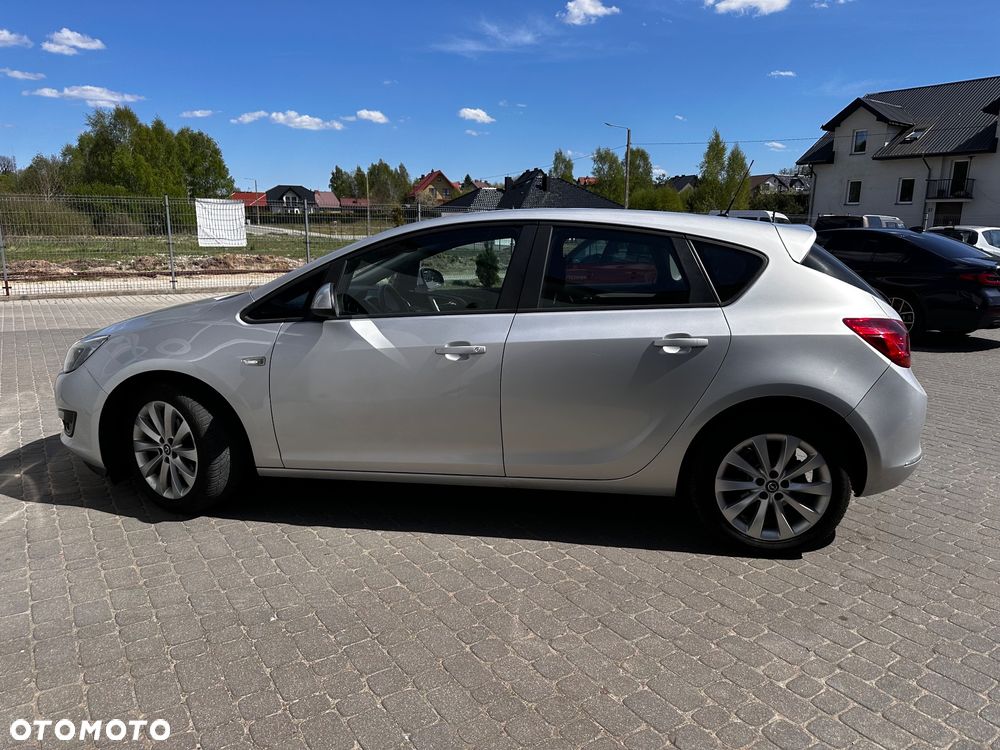 Opel Astra 1.4 ecoFLEX - 7