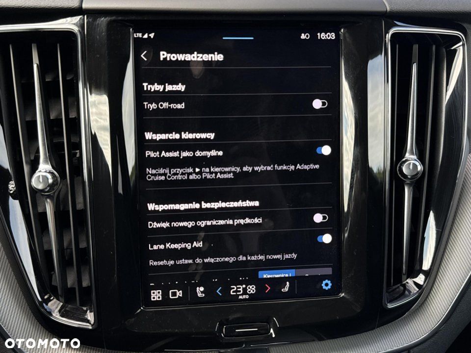 Volvo XC 60 - 23