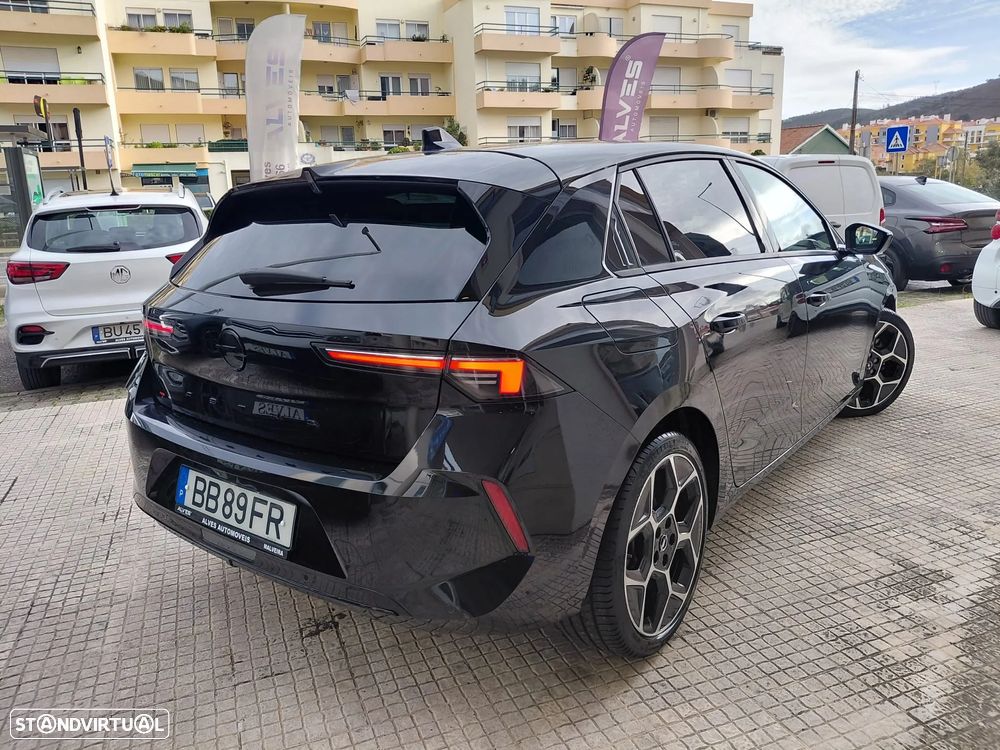 Opel Astra 1.2 T GS Line S/S - 19