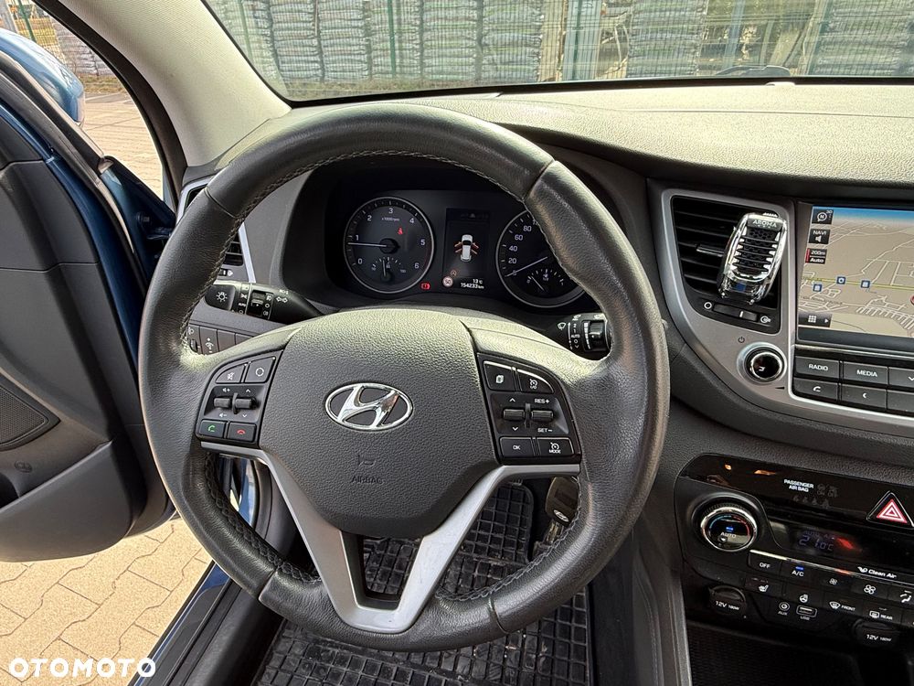 Hyundai Tucson blue 1.7 CRDi 2WD Passion - 11