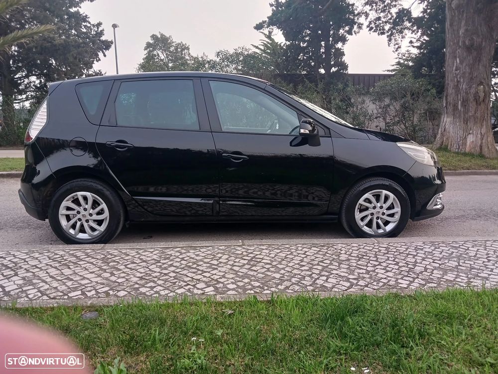 Renault Scénic 1.5 dCi Sport SS - 12