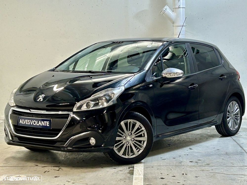 Peugeot 208 1.2 PureTech Style - 1