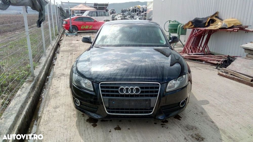 Dezmembrari Audi A5 1.8 TFSI Piese Audi A5 Coupe 1.8 TFSI benzina 2009 - 3