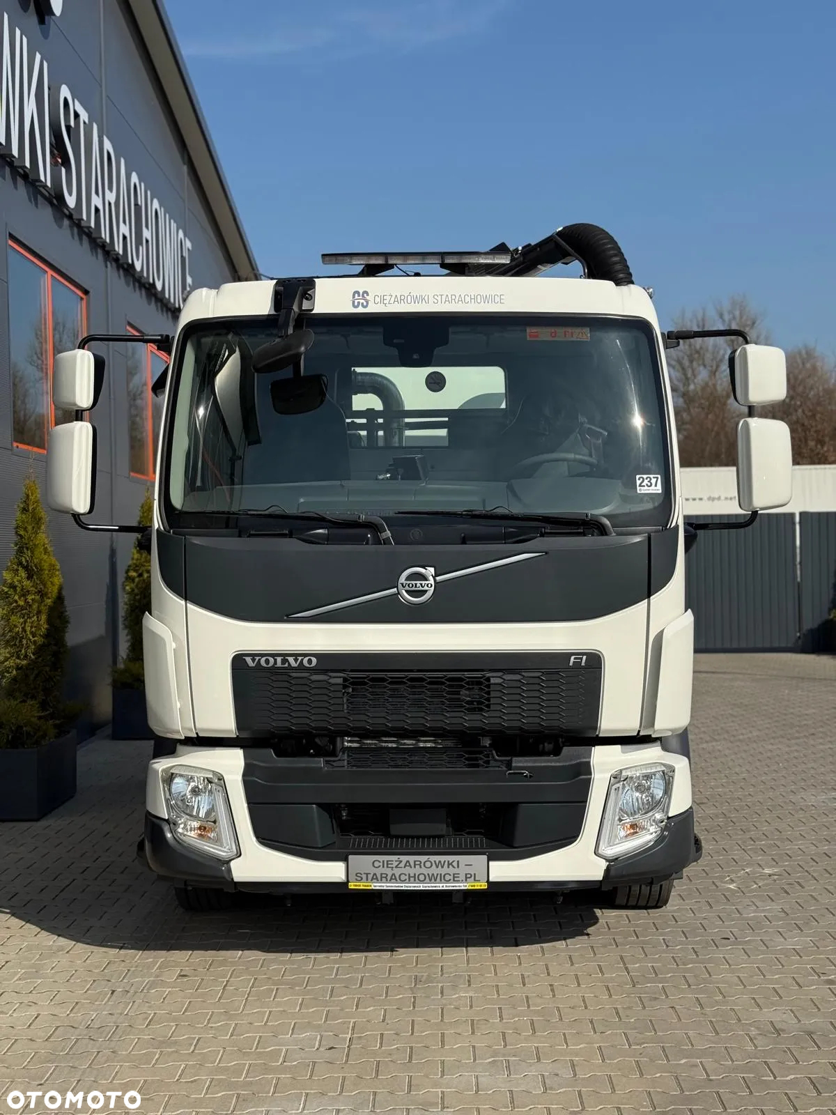 Volvo VOLVO FL 15.250 Euro 6 // zamiatarka dwustronna JOHNSTON VT652 - 26