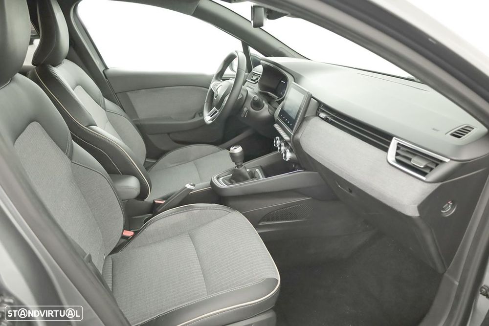 Renault Clio 1.0 TCe Techno - 21