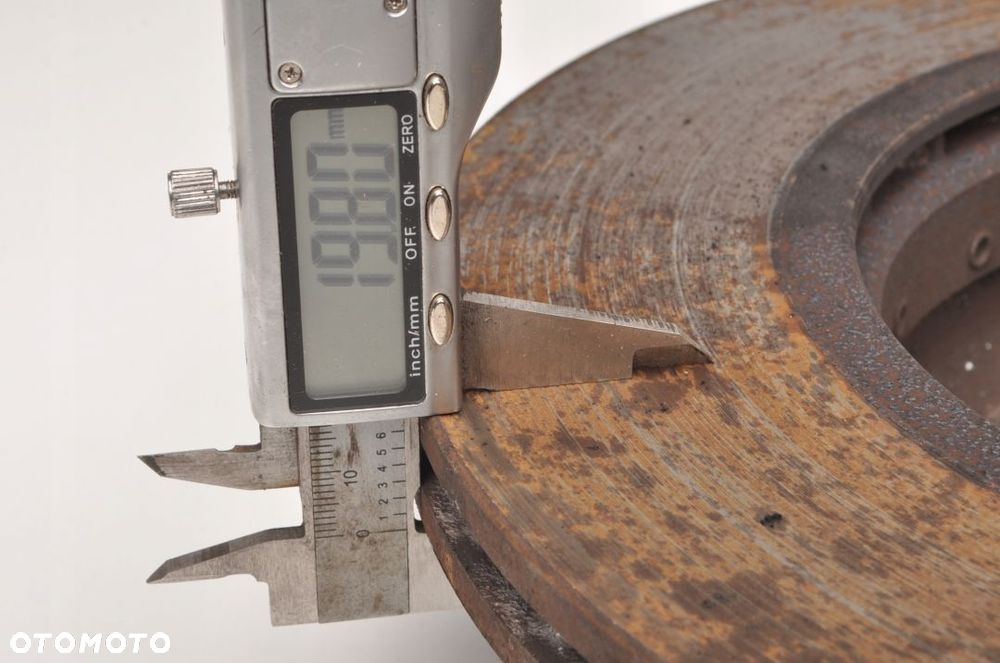 BMW G20 330e 2.0 TARCZE HAMULCOWE TYŁ KOMPLET - 2