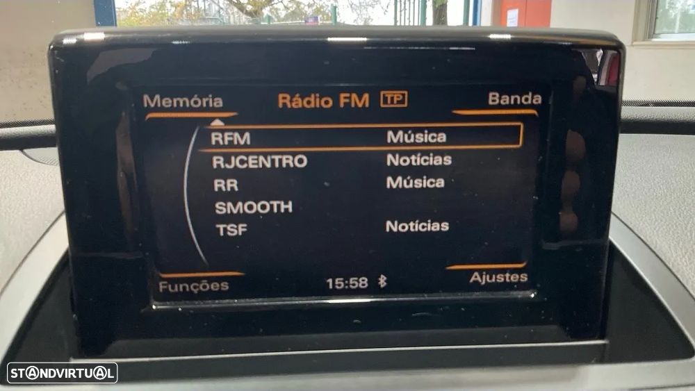 Audi Q3 2.0 TDI quattro Attraction S-tronic - 13