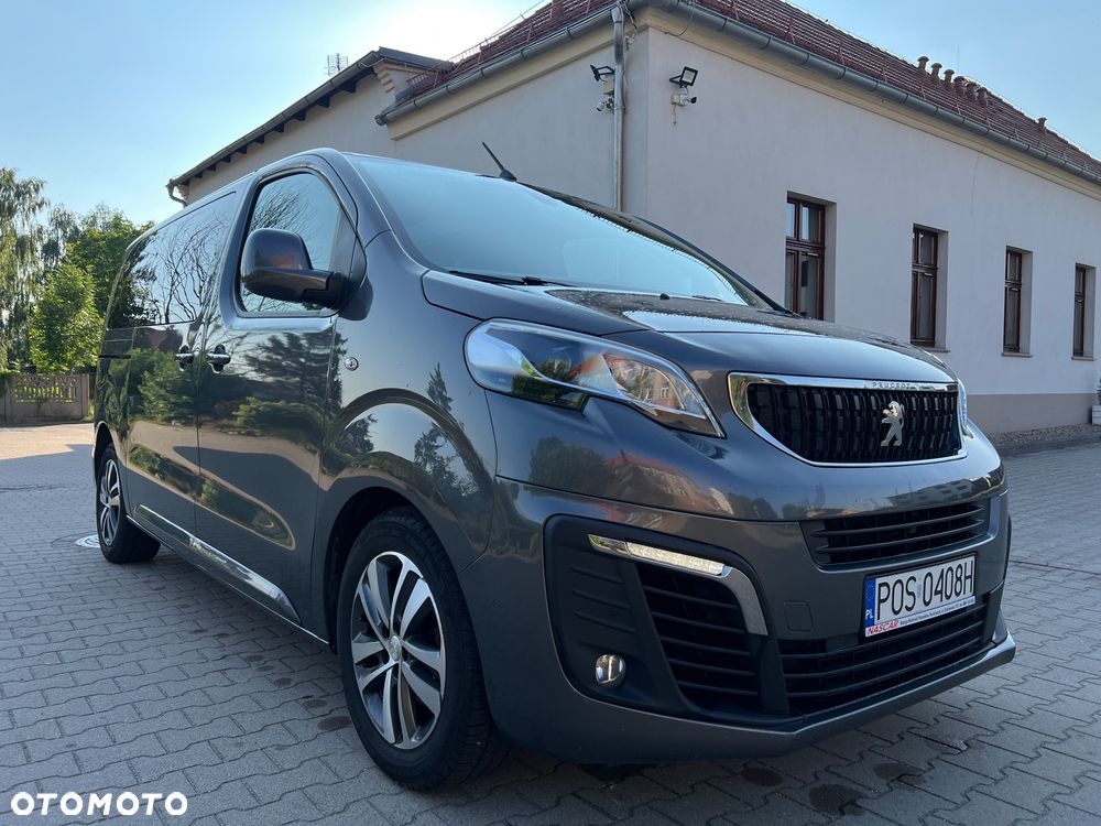 Peugeot Traveller - 9