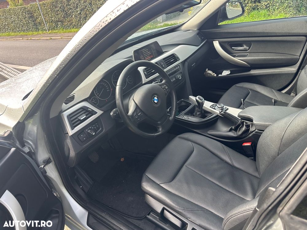 BMW Seria 3 318d - 3