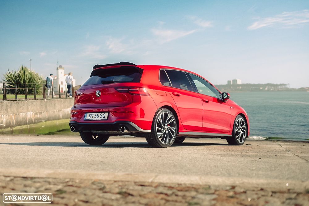 VW Golf 2.0 TSI GTI DSG - 2