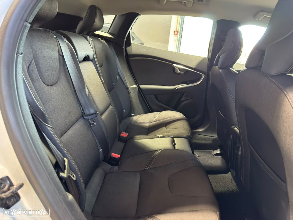 Volvo V40 1.6 D2 Eco Momentum - 12