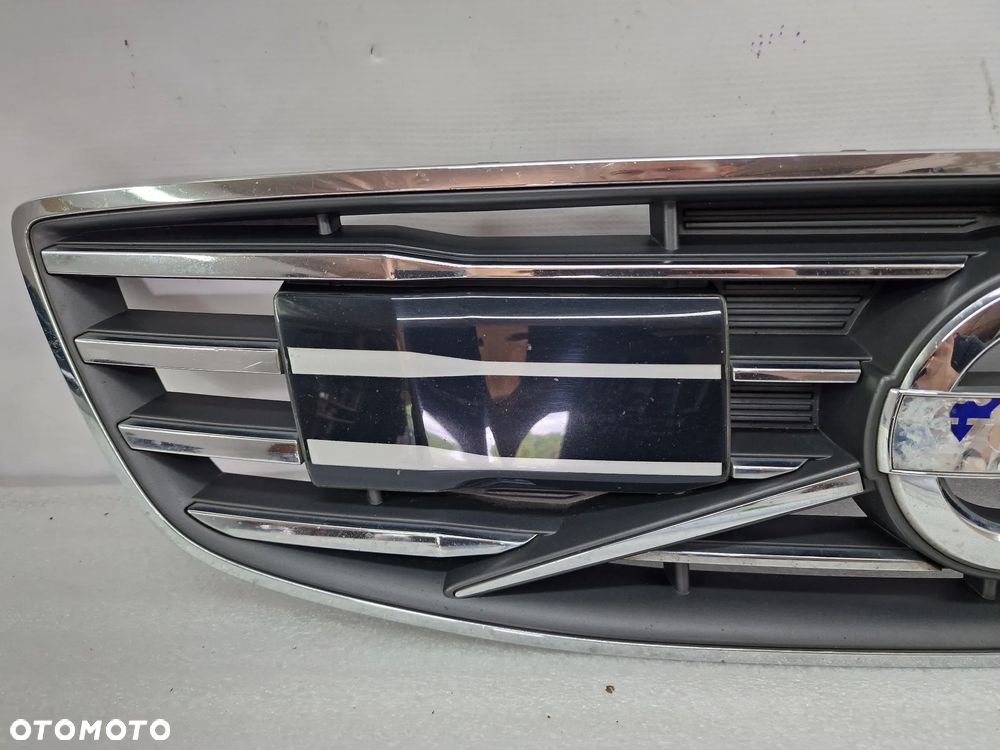 VOLVO S80 / V70 LIFT 13- ŁADNA ATRAPA / GRILL PRZEDNI PRZÓD POD RADAR , NR 31383598 / 31383602 , NR AUKCJI GL537 - 3