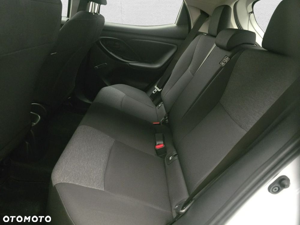 Toyota Yaris - 23