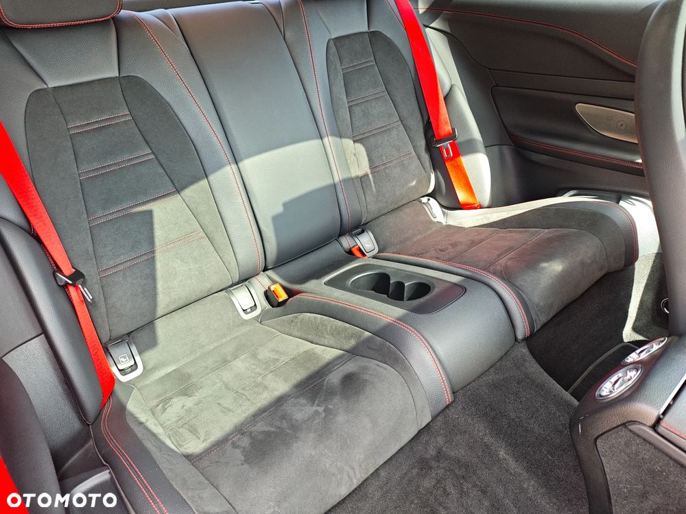 Mercedes-Benz Klasa E AMG 53 4-Matic+ 9G-TRONIC - 13