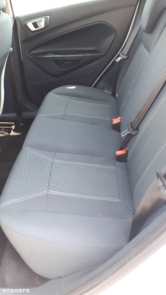 Ford Fiesta 1.25 Titanium EU5 - 14