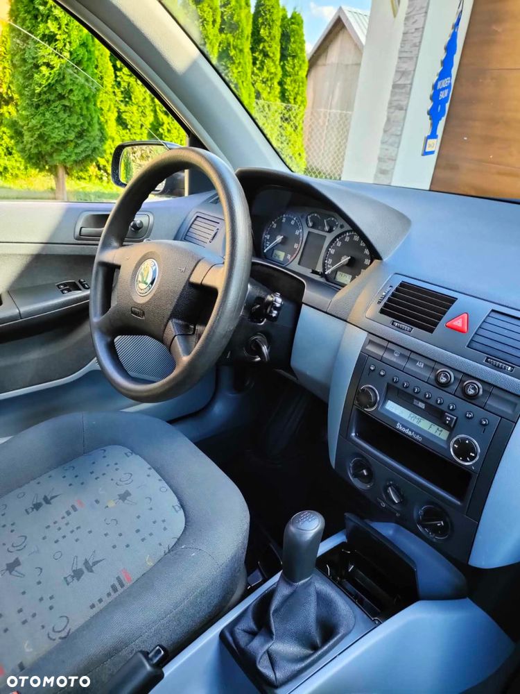 Skoda Fabia 1.4 16V Ambiente - 18
