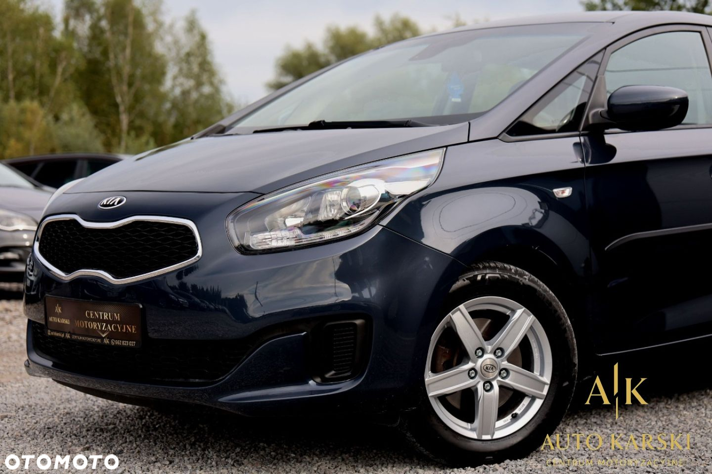Kia Carens - 8