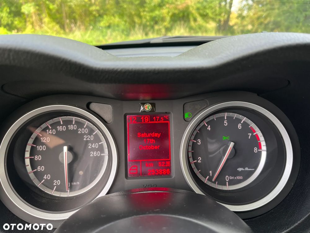 Alfa Romeo 159 1.9JTS Progression - 25